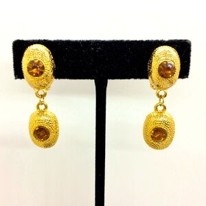 VINTAGE 80S 90S GOLD TONE DANGLE EARRINGS WITH AMBER COLORED RHINESTONES CLIP-ON
